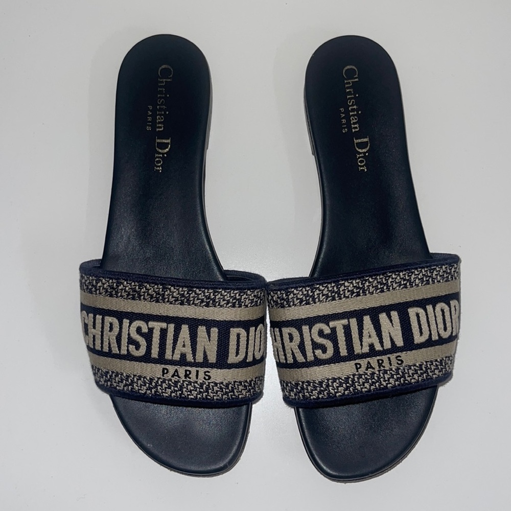 Christian Dior Sway Slide Size 38 1/2